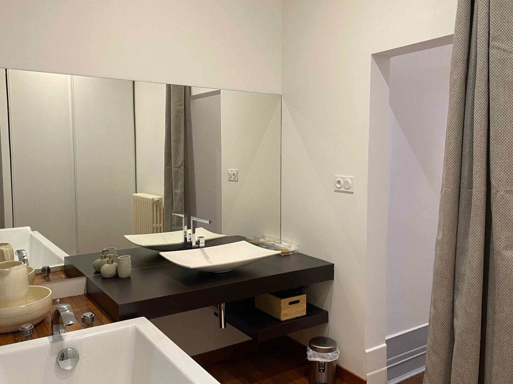 Apartmán L'Empereur - Parking - Fibre - Netflix Montauban Exteriér fotografie